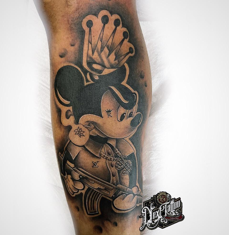 Tatouage tribal maori - artiste Next Tattoo Logistic Paris
